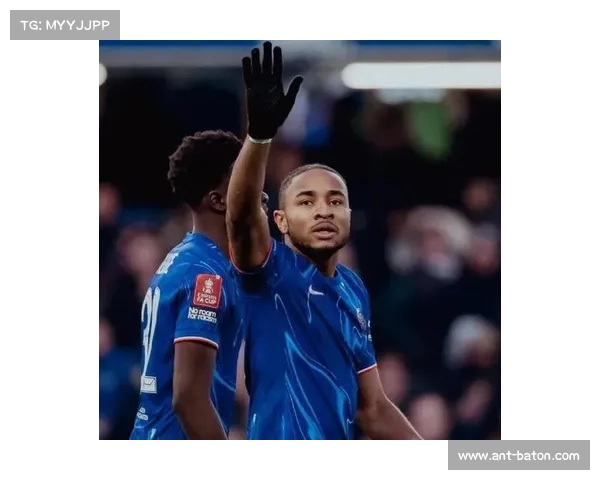 罗马诺：恩昆库今夏仍计划离队 谈判进展顺利