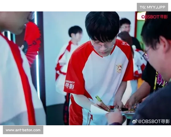 英雄联盟S赛引入AI解说新风潮，智能技术助力赛事体验全面升级